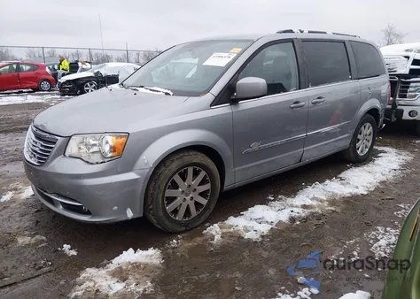2016 Chrysler Town & Country Touring z USA, uszkodzony, nr VIN 2C4RC1BG5GR268430